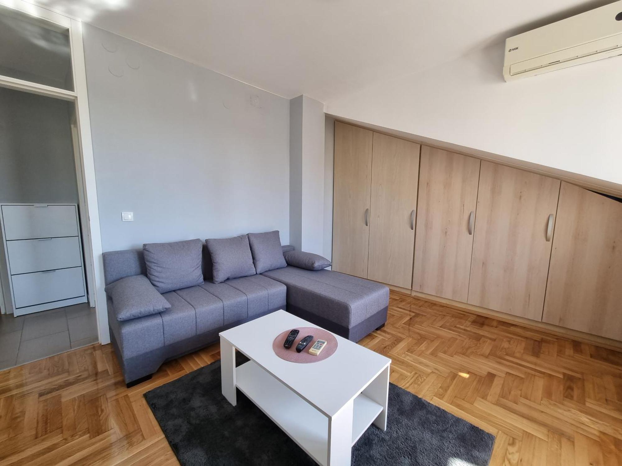 Likehome Life - Novi Sad Stevana Sremca エクステリア 写真